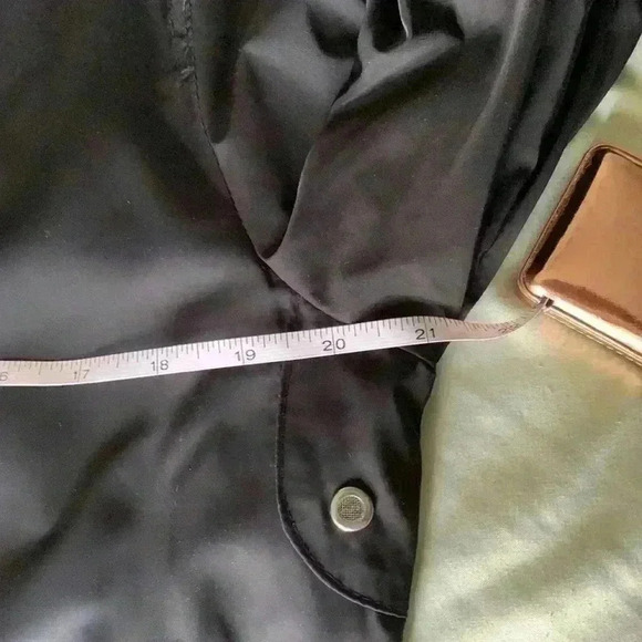 NEW Bershka light weight jacket with  hoodie. Fall season start - Picture 9 of 9